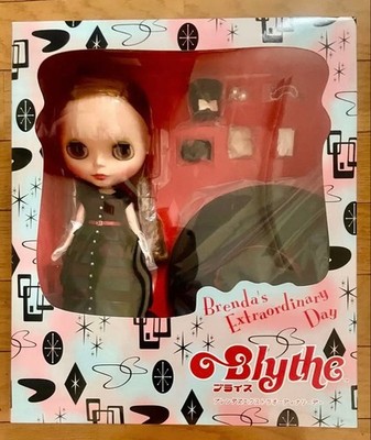 Neo Blythe Brenda's Extraordinary Day Doll Urban Style Fashion Collector Toy