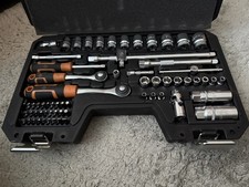 MAGNUSSON : 67 Pieces Socket Set with Ratchet 1/4-3/8 Wrench , Professional