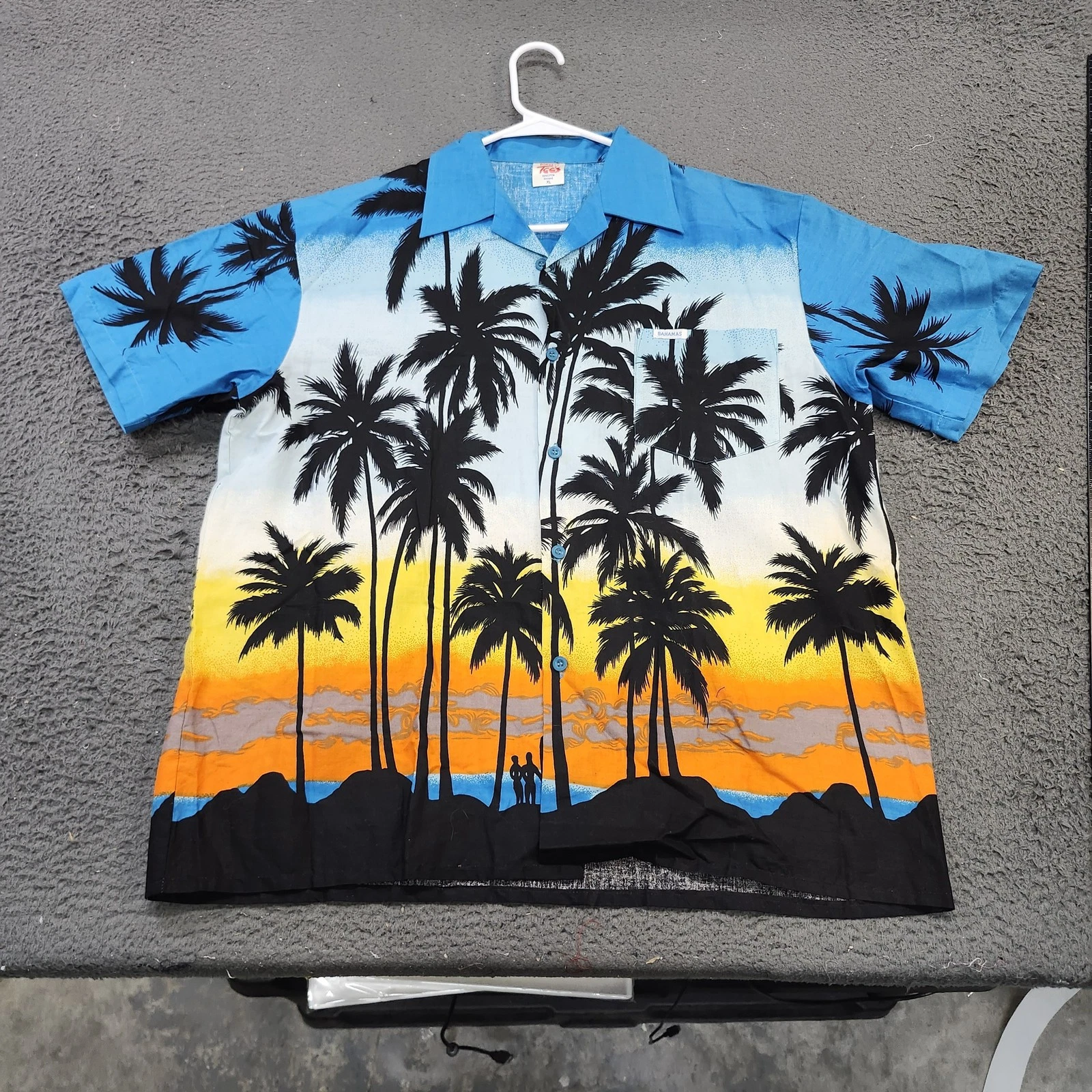 Dorsett Tee's Shirt Mens XL Tropical Hawaiian Beach Short Sleeve Button Front
Opens in a new window