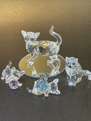 Swarovski ,standing cat, 2 kittens playing,+ free bonus sitting momma cat,mirror