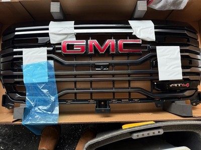 OEM GMC Sierra 1500 AT4 2022-2026Front Grille Black For Front Camera84878063