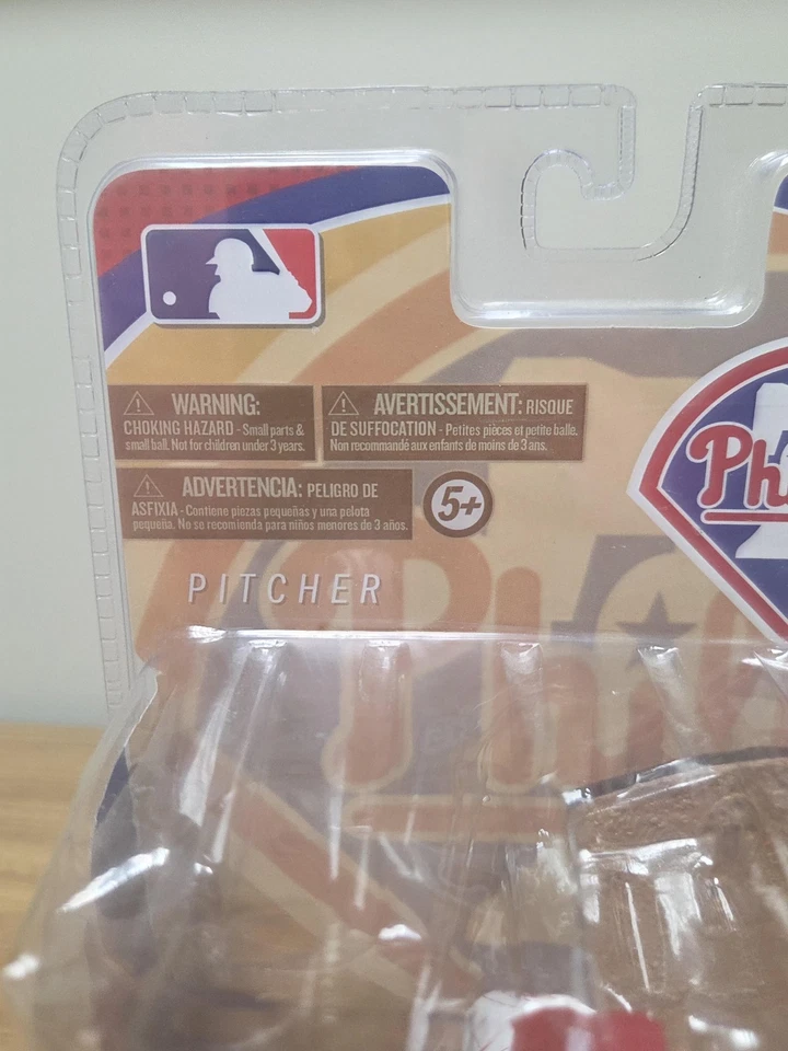 Philadelphia Phillies Figure MLB Baseball Roy Halladay Series 26 Pitcher Red - Image 4 of 4