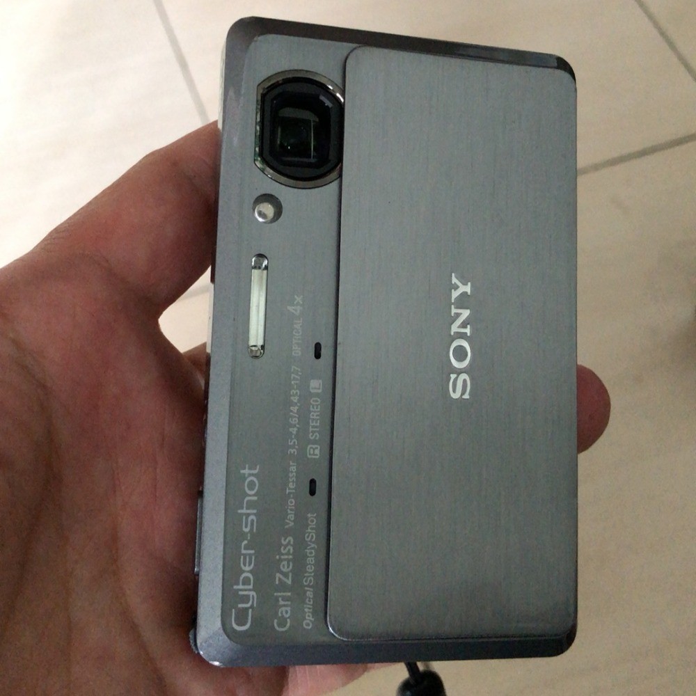 【美品】SONY Cyber-shot DSC-TX7 シルバー　動作確認済 SONY Cybershot DSC-TX7/TX7C Digital Camera 10.2MP 4x Optical Zoom