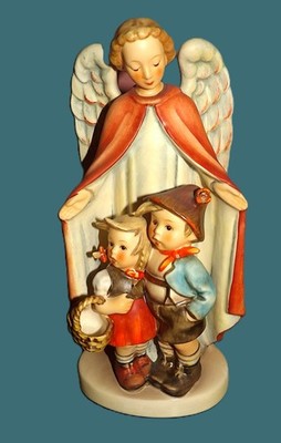 Hummel Heavenly Protection HUM 88/II - TMK 3 - Large 9'' Tall ~ Angel w/Children