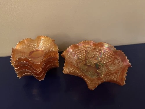 Vintage Carnival Glass Five Berry Bowls With Matching Serving Bowl