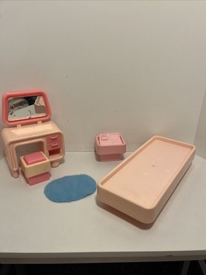 Vtg 1979 Barbie Dreamhouse Bedroom Furniture Bed  Vanity Stool Computer See Desc
