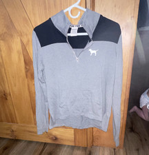 PINK Women s M 1/4 Zip Fleece Hoodie Gray/Black Colorblock Logo