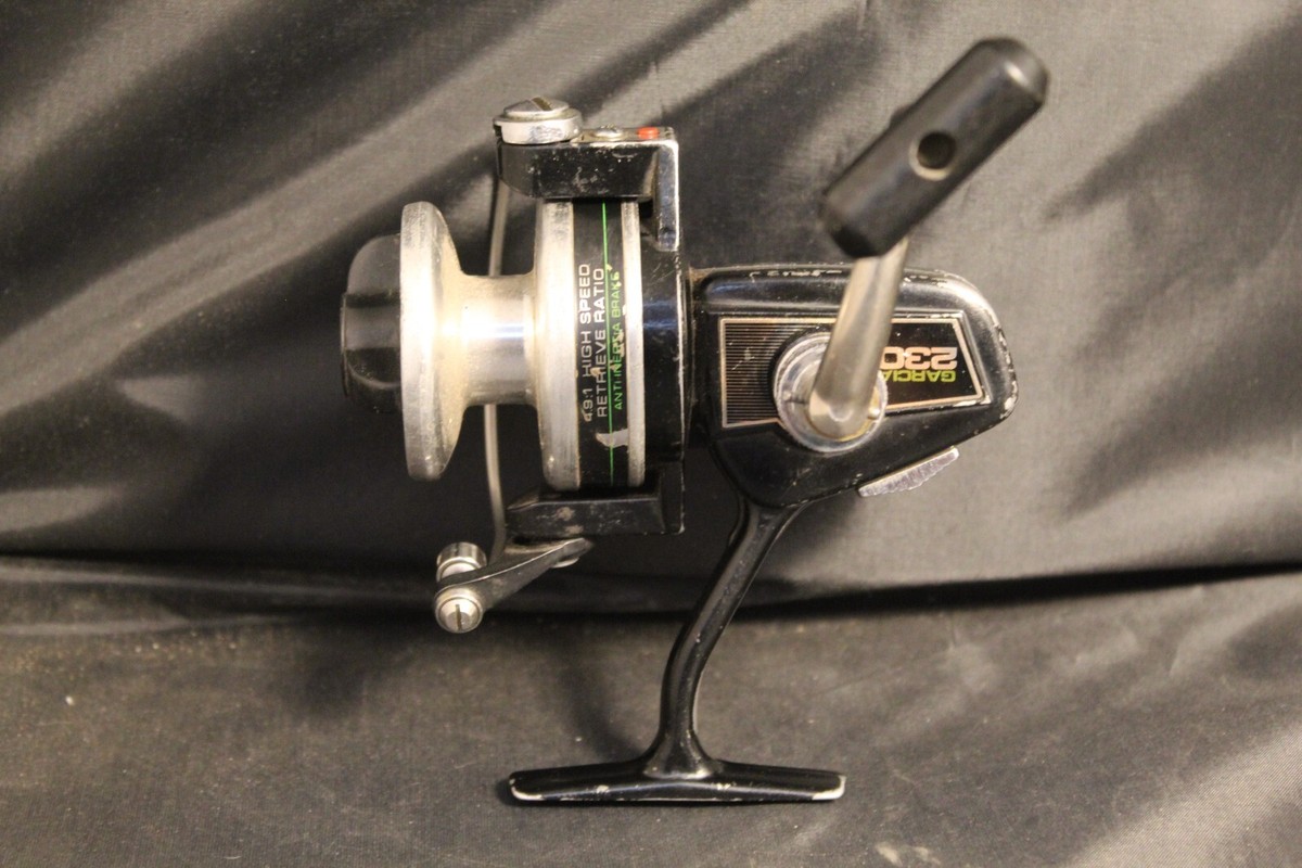 children's tackle box Troubles Fish Tale #1: Sammy Spinner