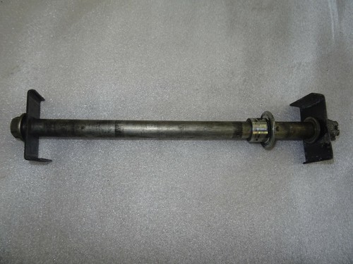 E3. Kawasaki GPZ 1100 ZXT10E Steckachse Hinten Hinterrad Achse Radachse Axle