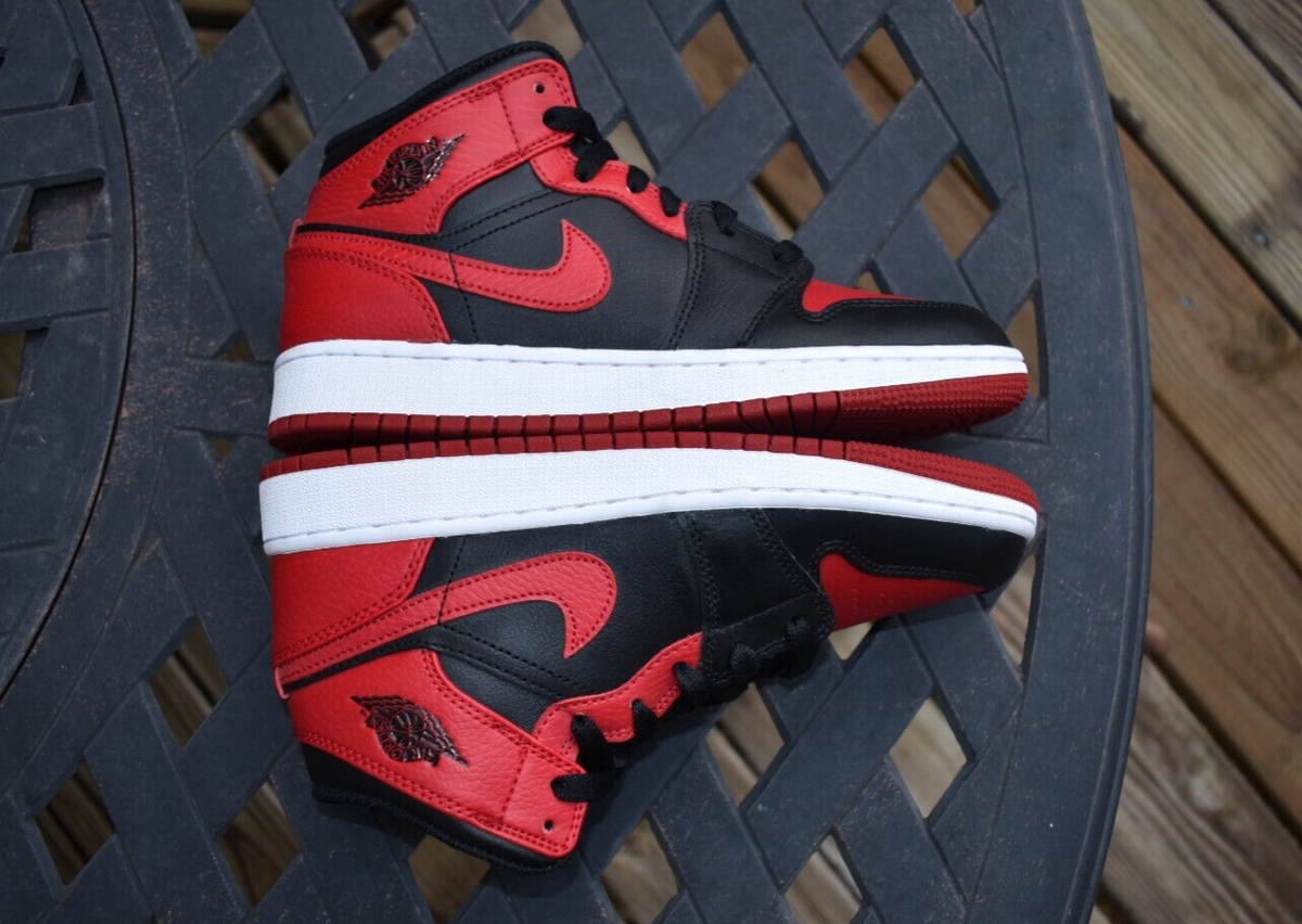 Nike Air Jordan 1 Mid GS 'Banned' 2020 554725-074 Youth Size