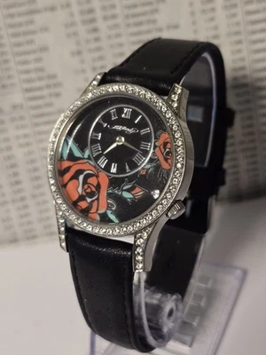 Ed Hardy. AN-BL1485.. Damen Armbanduhr – Y2K Vintage – Rosen Strass - Bild 1 von 4