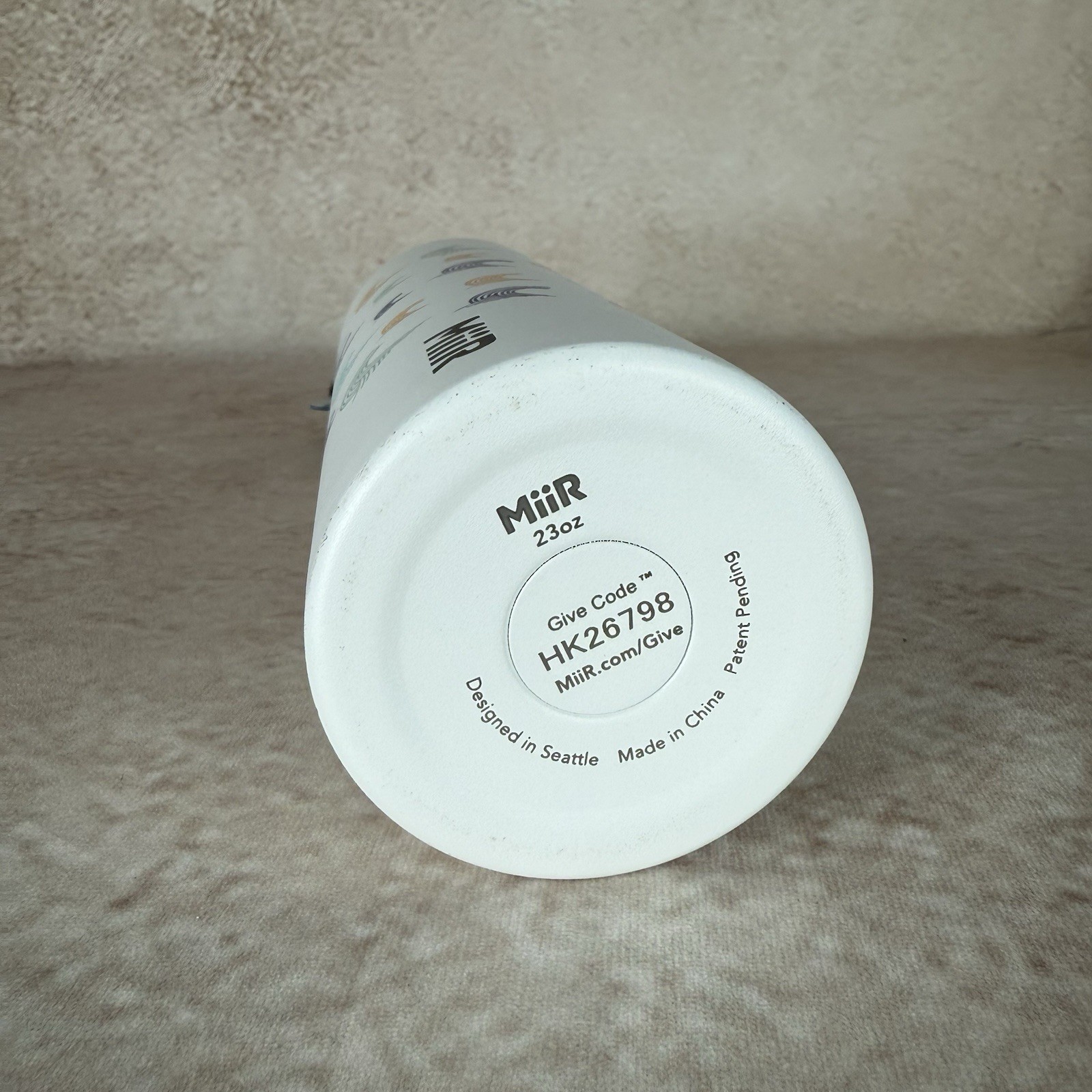 Miir 23oz Vacuum Insulated Water Bottle, Minimal Ocean Wave Design