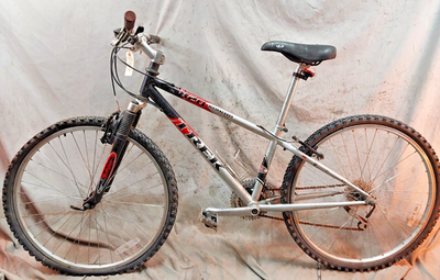 1998 Trek 820 MTB Bike 14