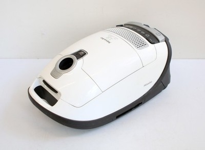 Miele S 8+ medicair S8330 Staubsauger Grundgerät Typ: HS15 Farbe: weiß 1900 W