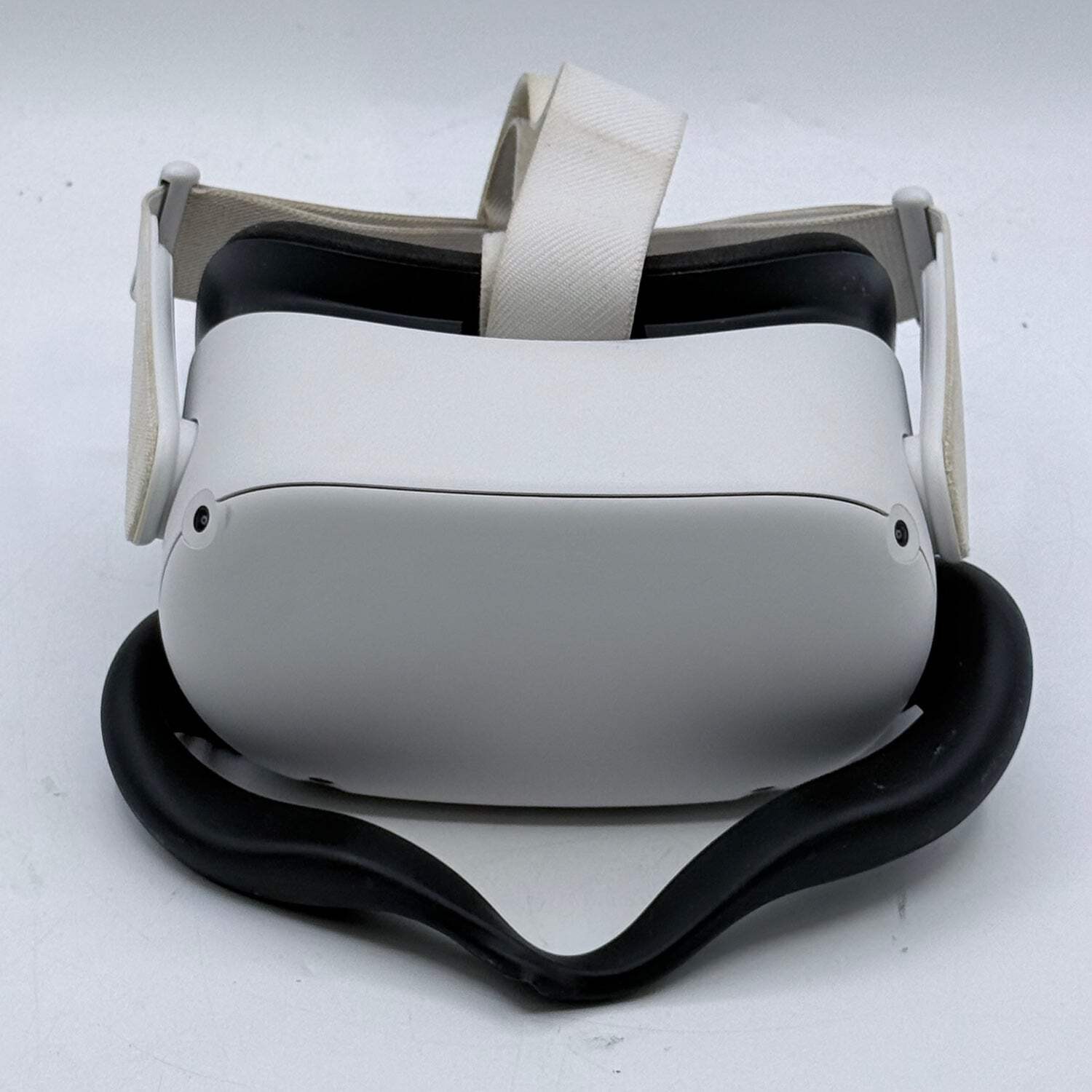 Meta Quest 2 128GB Standalone All-in-One VR Headset KW49CM Unit Only