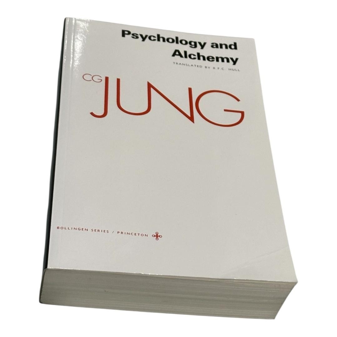 Psychology And Alchemy C.G. Jung Princeton White Trade PB Bollingen USA Jungian