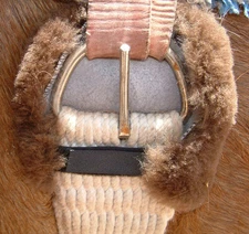 JMS BROWN Pair Genuine Sheepskin Horse Girth CINCH RING Covers Billet Buckle Pad