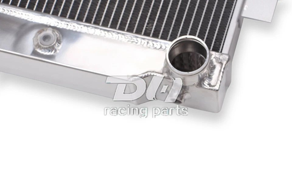 Radiador de 3 filas para Jeep CJ 1972-1986, CJ5, CJ7 Chevy bloque pequeño SBC intercambio V8 AT/MT Foto 4 de 4