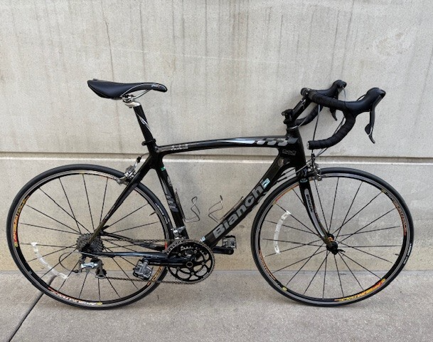 Bianchi C2C 928 Carbon Shimano 105 10S Road Bike 53cm - Excellent Bianchi C2C 928 Carbon Shimano 105 10S Road Bike 53cm - Excellent