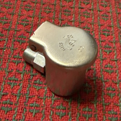 GITS Brothers Flip Top Cup Oiler USA ๐บ๐ธ NOS - Picture 1 of 8