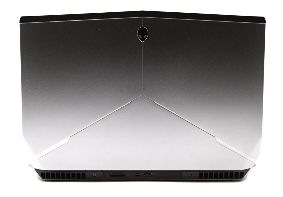 Alienware 17 R2 CTO - FHD - i7-4720H - 8GB RAM - GTX 970M - 1TB HDD - Black - Image 4 of 4