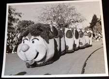 1965 Donruss Disneyland Puzzle Back Trading Cards 8