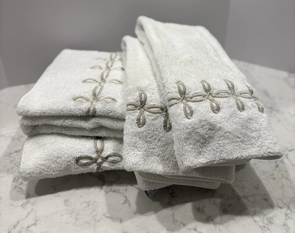 SET 4 Matouk Gordian Knot Towels White Truffle 2 Hand 2 Bath Towels - Image 4 of 4