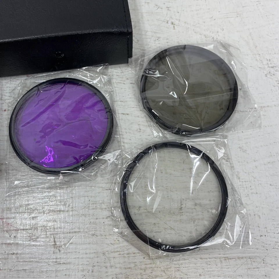 3PCS - iZonix 62mm Camera Filter set: Ultraviolet UV, Cir Polarized, Fluorescent - Image 2 of 3