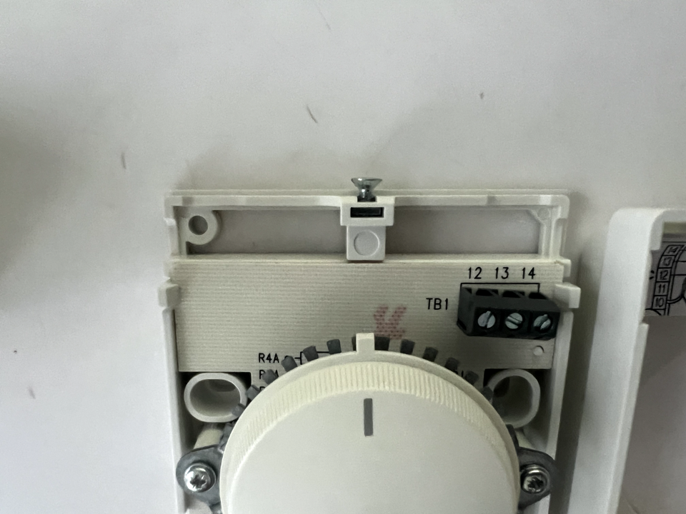 Honeywell Q979C1036 Remote Sensor Setpoint Unit for use with T8078C | eBay