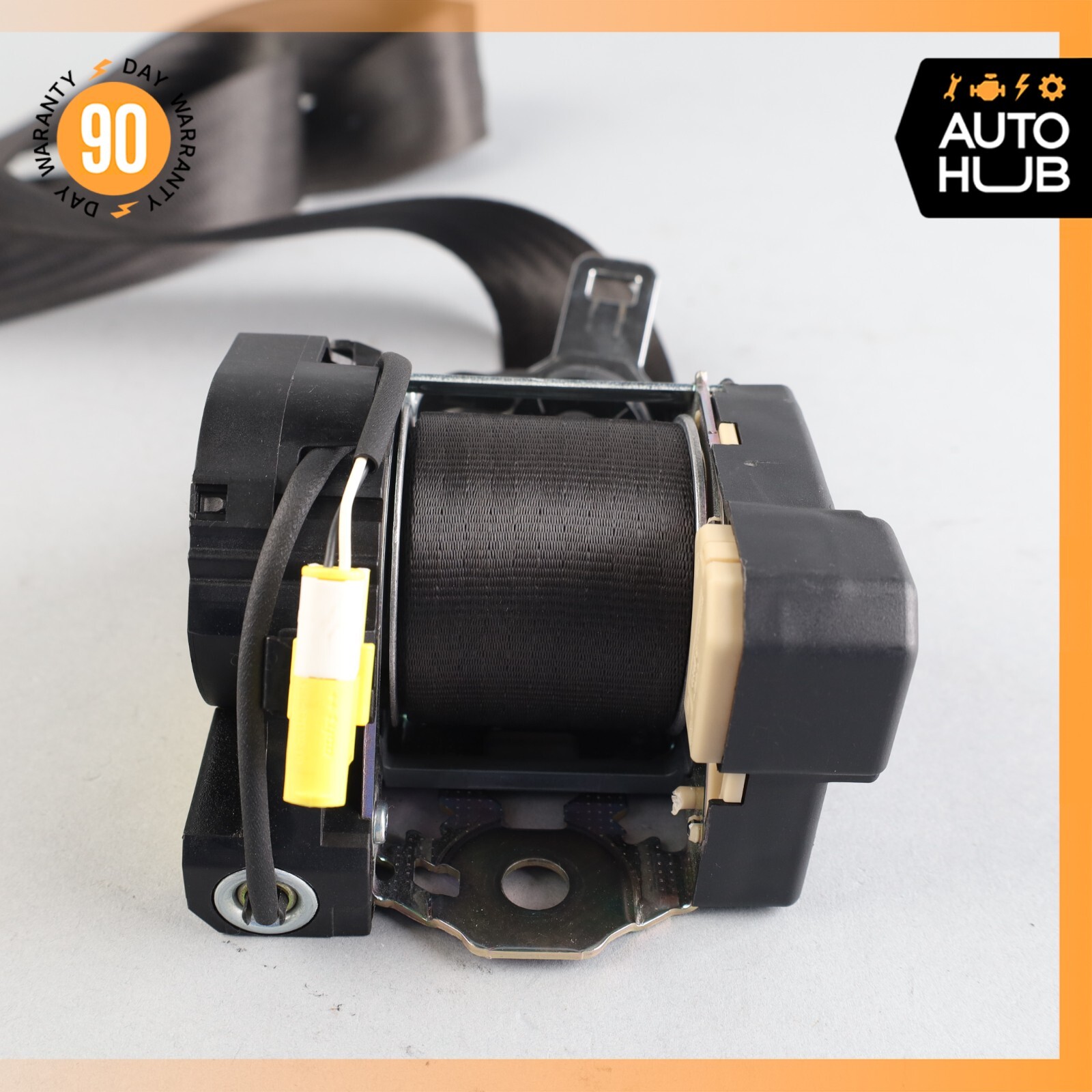 03-08 Maserati Quattroporte M139 Front Right Side Seat Belt Black OEM 51k