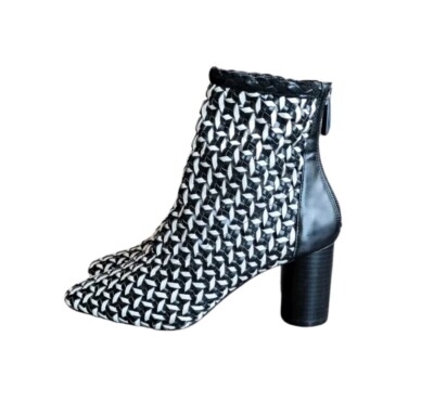 Pre-Owned ZARA Trafaluc 35 Black White Ankle Bootie UK