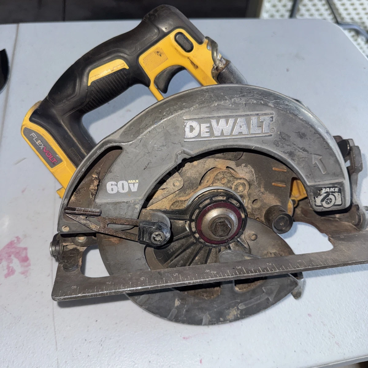 その他 dewalt  saw Preços baixos em DEWALT lítio-íon (Li-Ion) Serras circulares | eBay