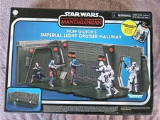 Star Wars Vintage Collection Moff Gideon's Imperial Light Cruiser Hallway Figure