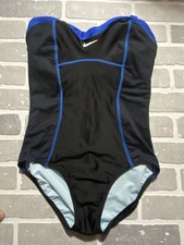 Nike One Piece Woman  s Bandeau Swimsuit. Size 12