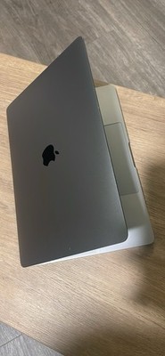 Apple MacBook Pro 13'' 2019 Silver i5 2.3GHz 8GB RAM 256GB SSD