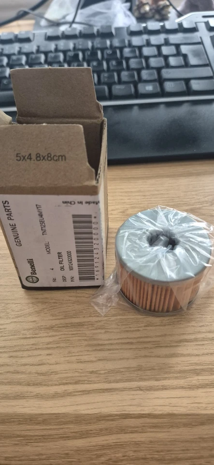 Benelli BN125, TNT125 Genuine Engine Oil Filter 169124320000 Paper Element - Image 2 of 2