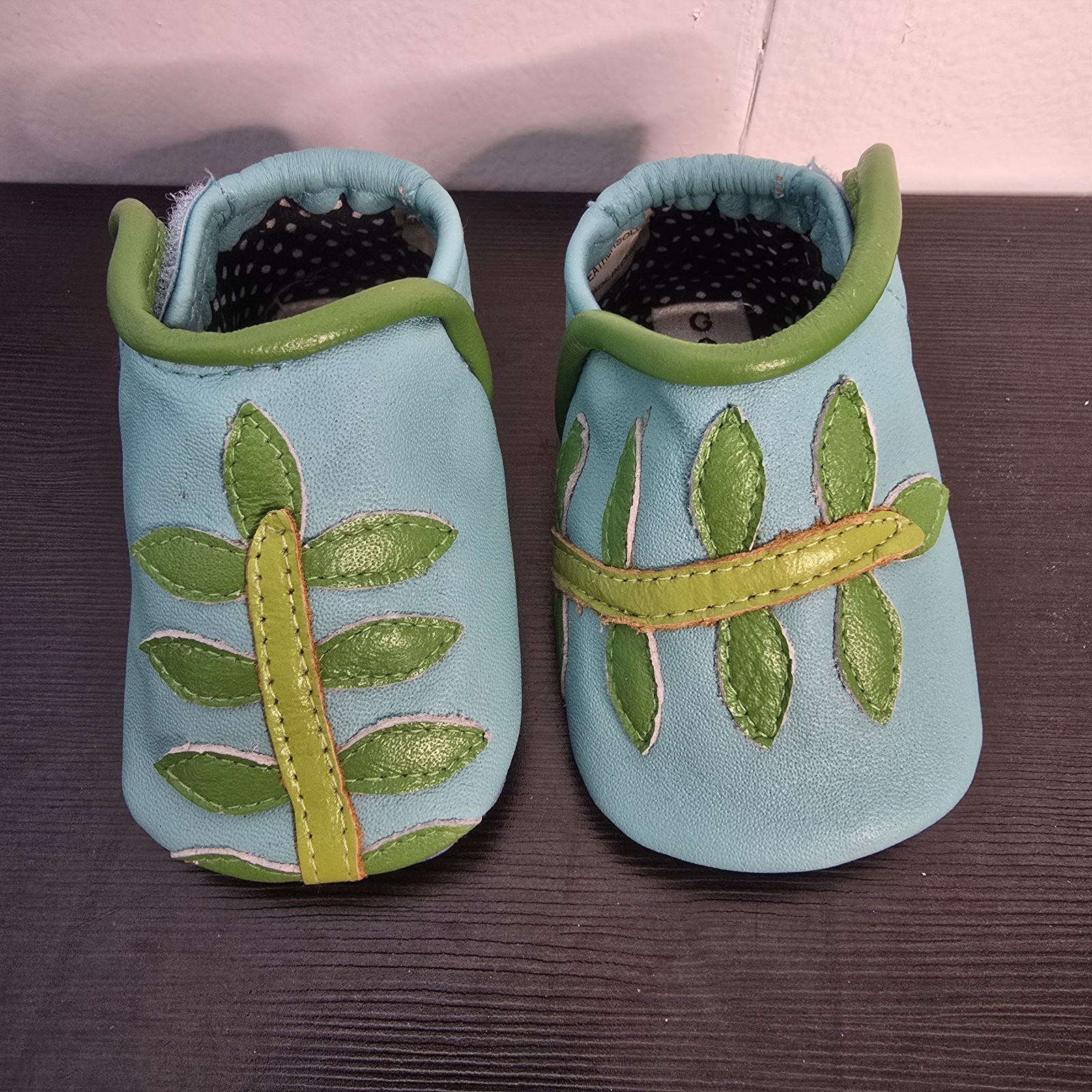 Goody Goody Baby Booties Size S ( 0-6 months) Style 91341 Green Blue Branch New