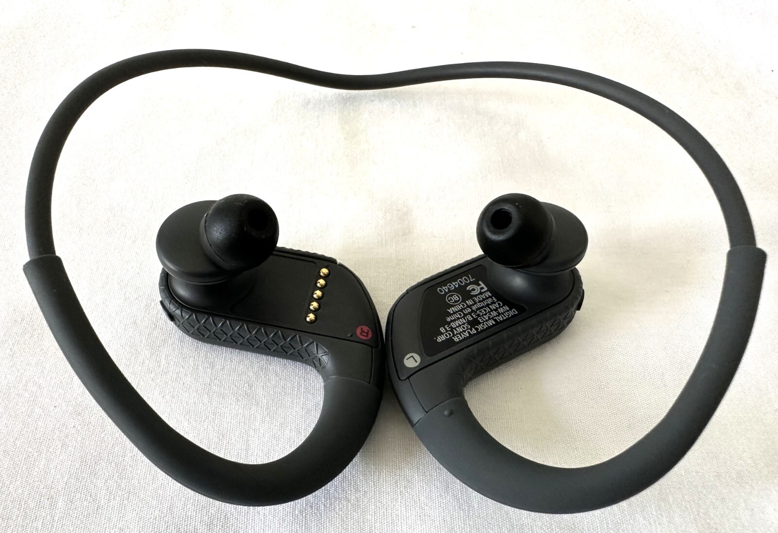 Sony Walkman NWWS413 Black 4GB Sports Wearable MP3 NWWS413 waterproof