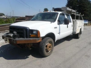 2006 ford F-350 SD XL Crew Cab 4WD Dually Diesel Service Truck With Winch and Power Tailgate