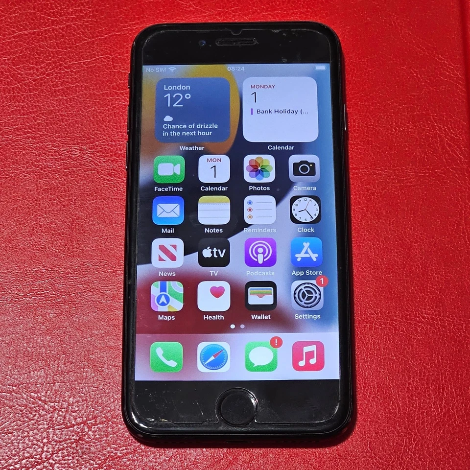 iPhone 7 - 32GB Black Boxed CHEAP !! - Image 2 of 4