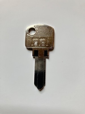 14 Stück  Schlüsselrohlinge Silca TUS 1  ( SMB)