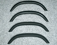 Radlaufleisten Satz schwarz Metall f&uuml;r Mercedes B-Klasse W245