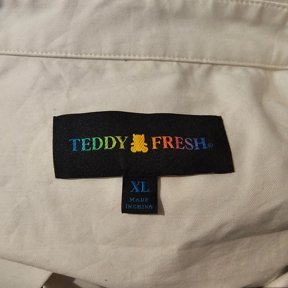 Teddy Fresh Mens White Short Sleeve Button Up Shirt Devil Bear Graphic XL - Image 4 of 4