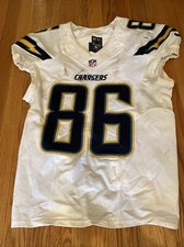 2016 Hunter Henry PHOTOMATCHED Game Used Jersey Chargers COA Fanatics Patriots