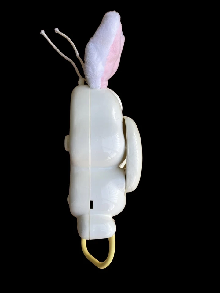 TOMY Blinkie Bunny 1991 w Pull-String, Sound,Moving Eyes & Fur Ears Vintage - Image 4 of 4