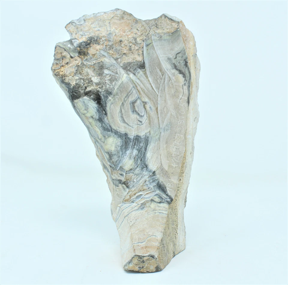 Escultura cubista moderna de piedra maciza de jade | Estatua abstracta africana tallada Foto 4 de 4