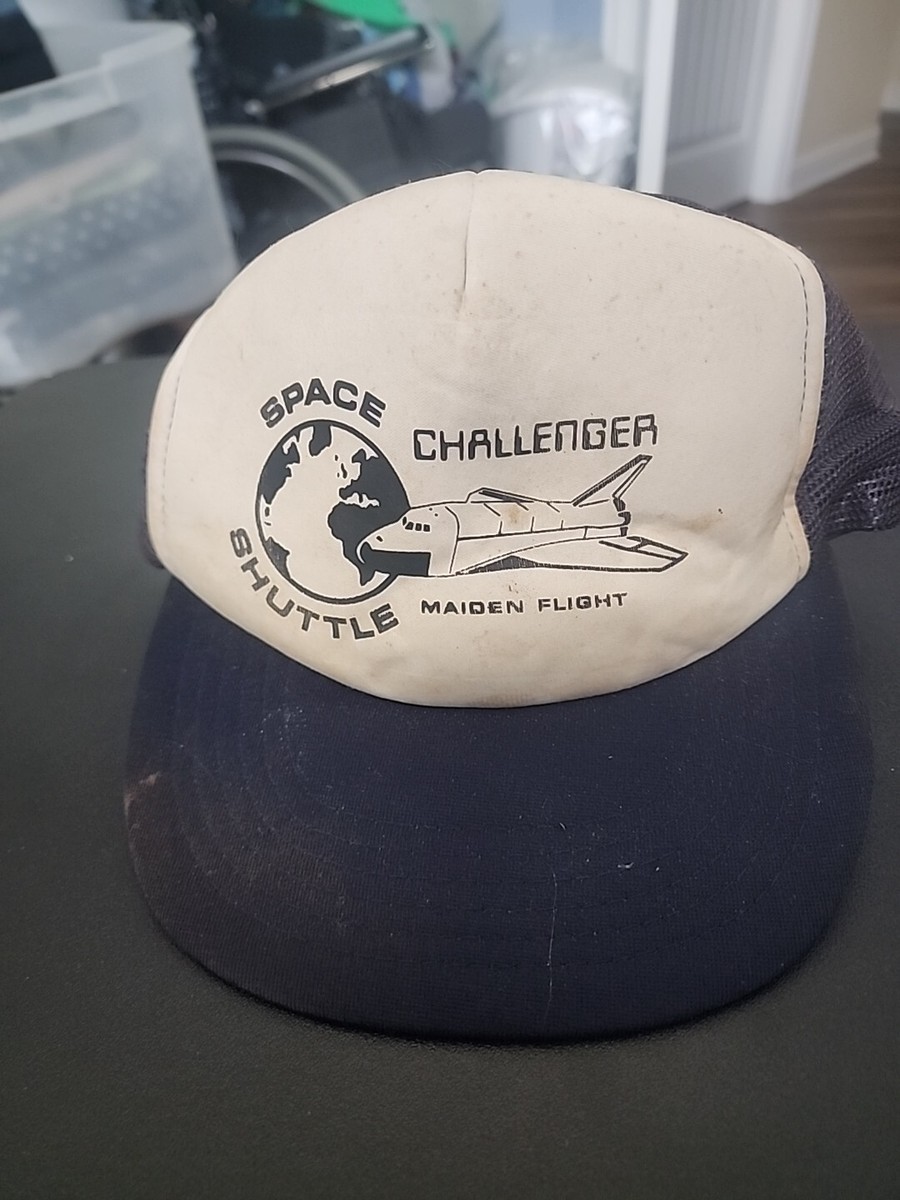 Vintage NASA Challenger trucker hat cap space shuttle Maiden