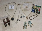 Lot of 10 Pieces of Vintage Costume Jewelry