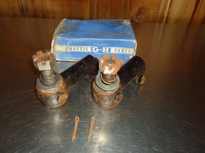 New NOS Tie Rod End Set 123R 123L 1939-1946 Chevrolet Chevy COE Truck 1-1/2 Ton