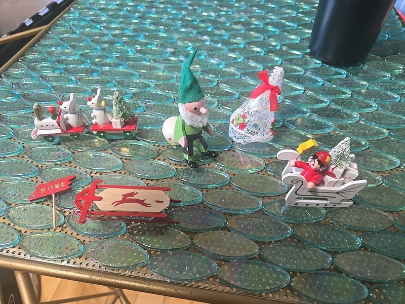Lot of Vintage Wooden & Wired Lace Christmas Ornaments Made In Taiwan 